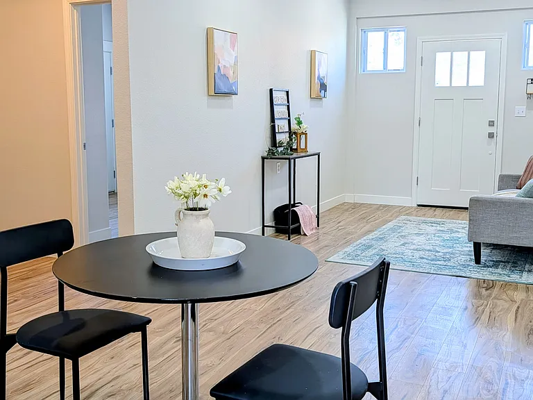 5375 Perry St — Photo 7