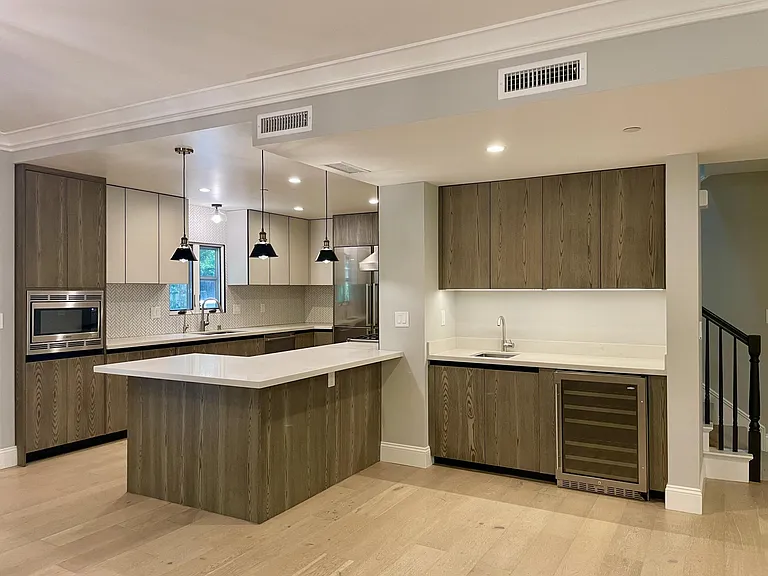 188 S Sierra Madre Blvd #4 — Photo 8