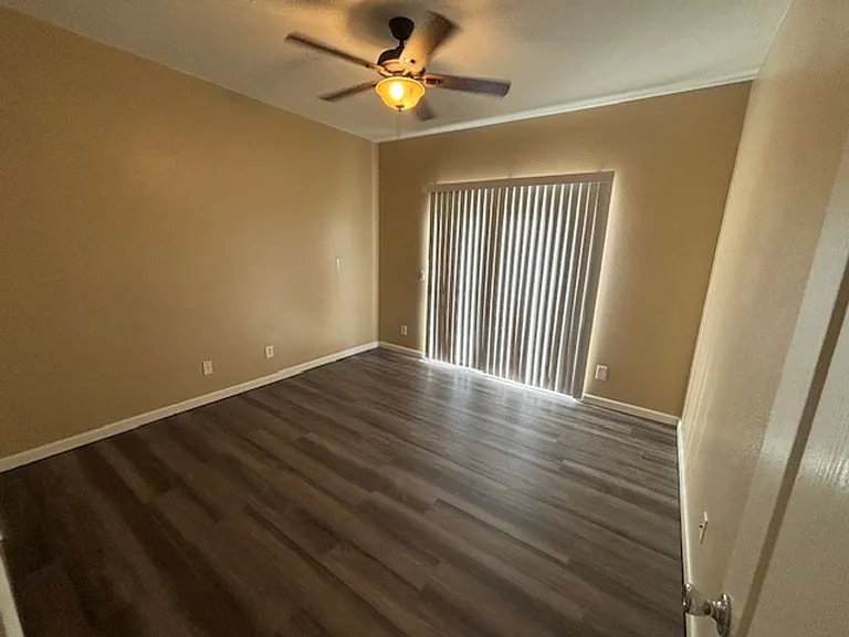 616 Morningside Ct — Photo 8