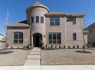 8214 Fallbrook Dr, Sachse, TX 75048