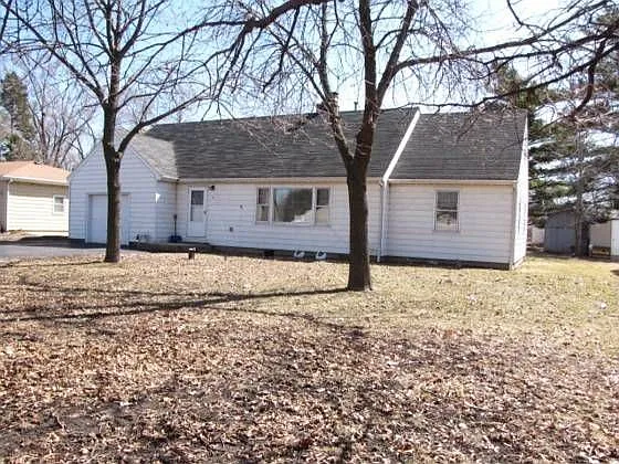 23645 W Main St photo 1