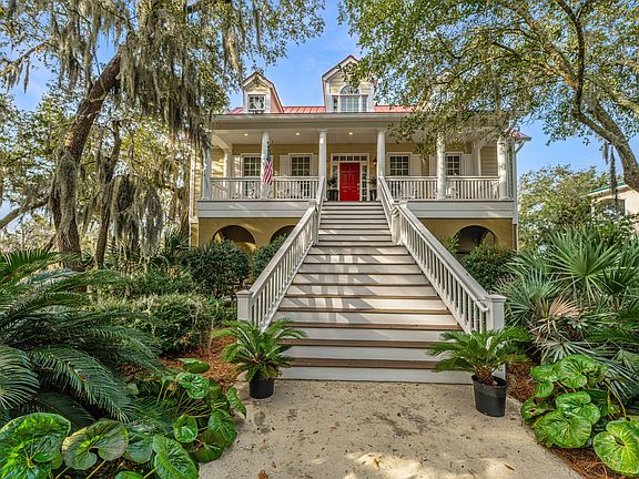 3rd image of 1871 Headquarters Plantation Dr
