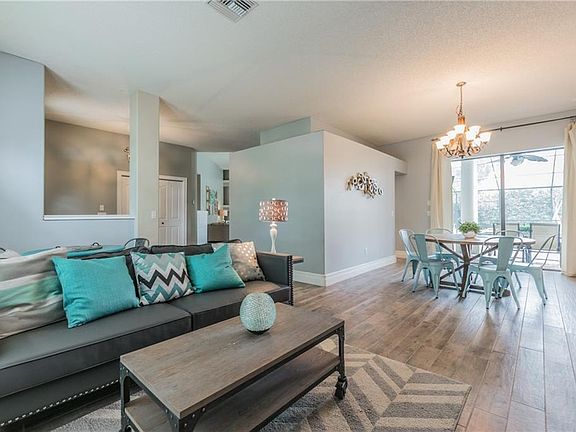 4th image of 16140 Carden Dr