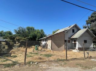 413 E Merced St, Fowler, CA 93625