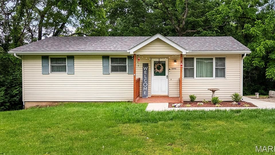 1st image of 5090 Ridgeview Dr