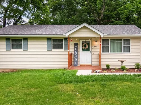 5090 Ridgeview Dr, Arnold, MO 63010