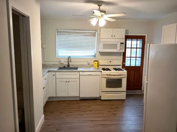 2011 S Darien St, Philadelphia, PA 19148