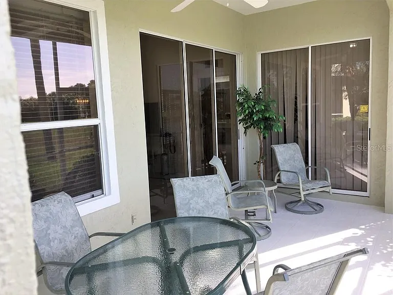 549 Fallbrook Dr — Photo 19