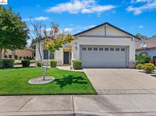 1367 Pearl Way, Brentwood, CA