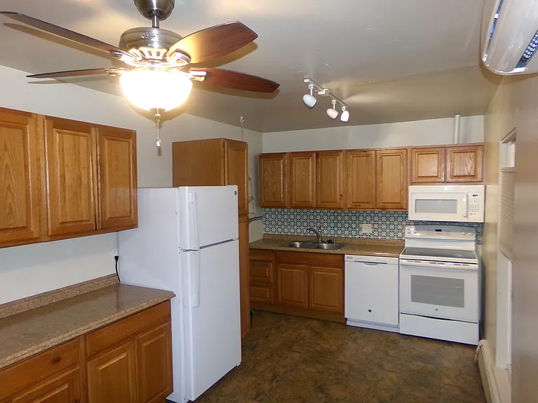620 Mathews St #307 — Photo 14