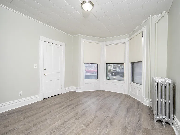 159 Hoosick St #1F — Photo 13