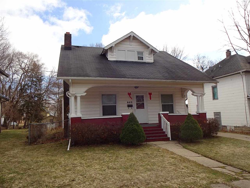 1st image of 217 Miriam Ave