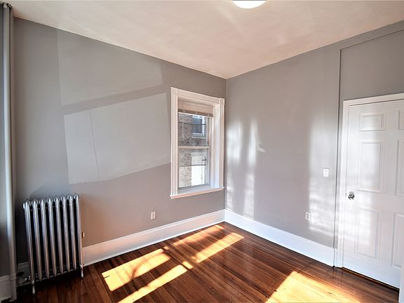 3rd image of 83 Glenville Ave #1