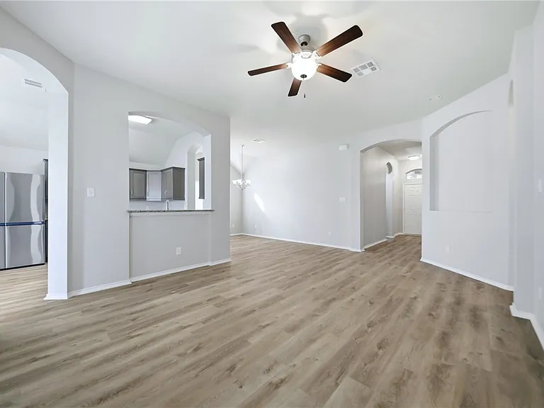5247 Sagewood Dr — Photo 7