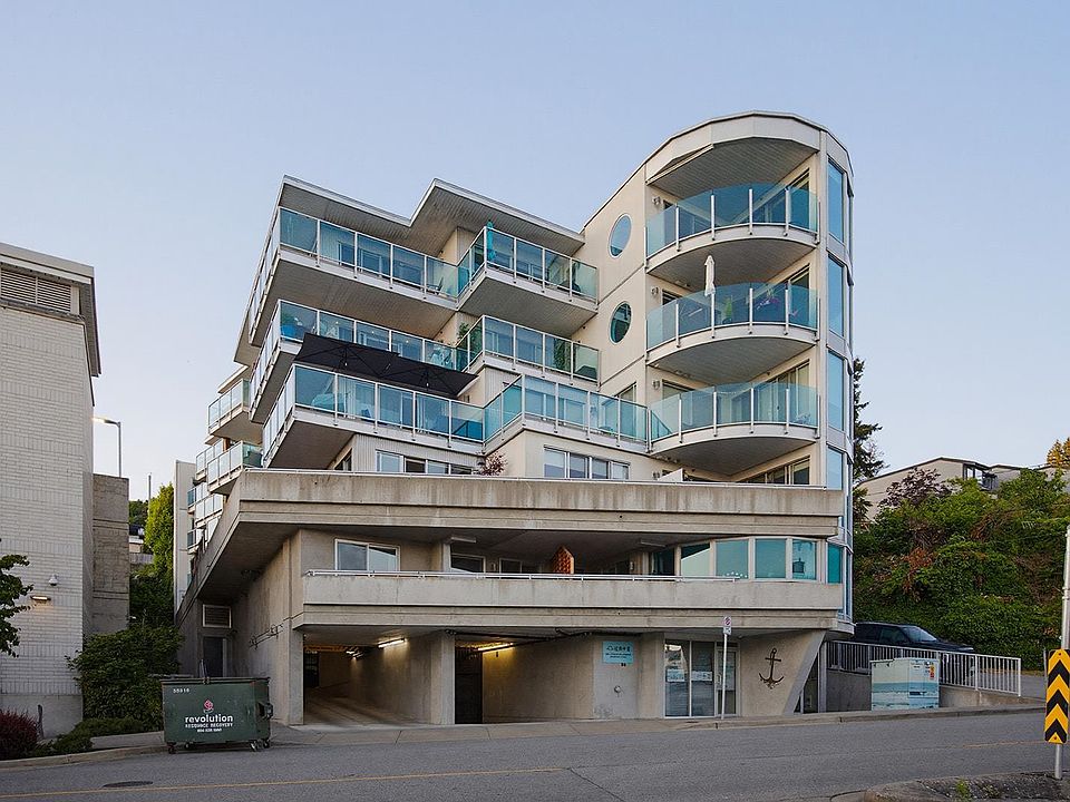 1st image of 14955 Victoria Ave #502