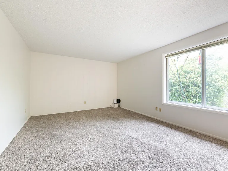 2609 SE 25th Ave — Photo 7