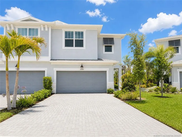 3583 NW Solange Ct — Photo 1
