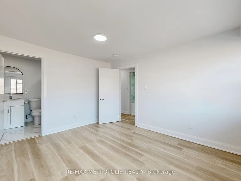 85 Primula Cres #UPPER — Photo 16