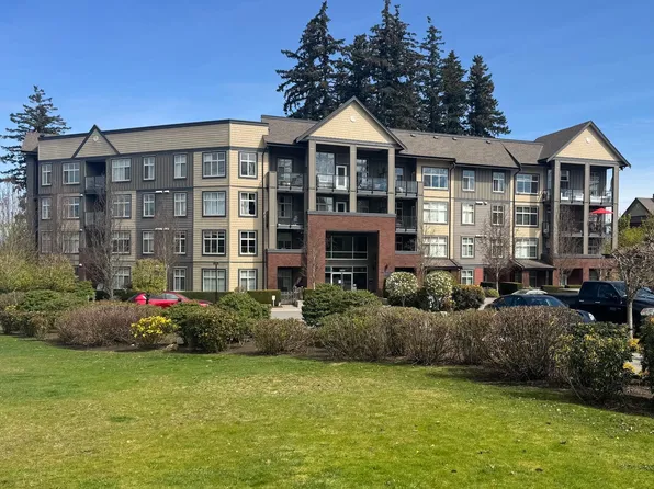 2855 156th St #411, Surrey, BC V3Z 3Y3