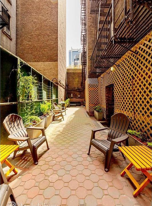 1st image of 349 W 44th St APT 3FE