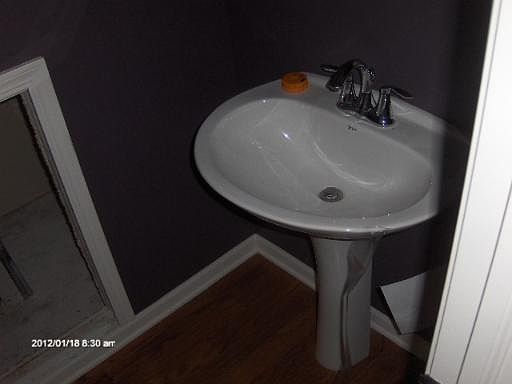 5th image of 10025 Cummings St #605