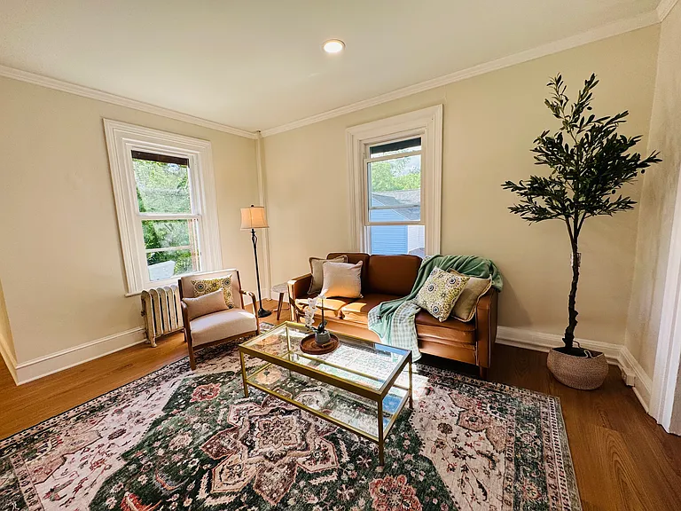 42 Pomeroy Ave #2 — Photo 2