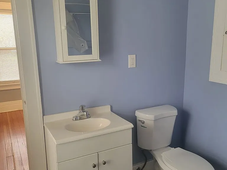 126 Flanders St — Photo 7