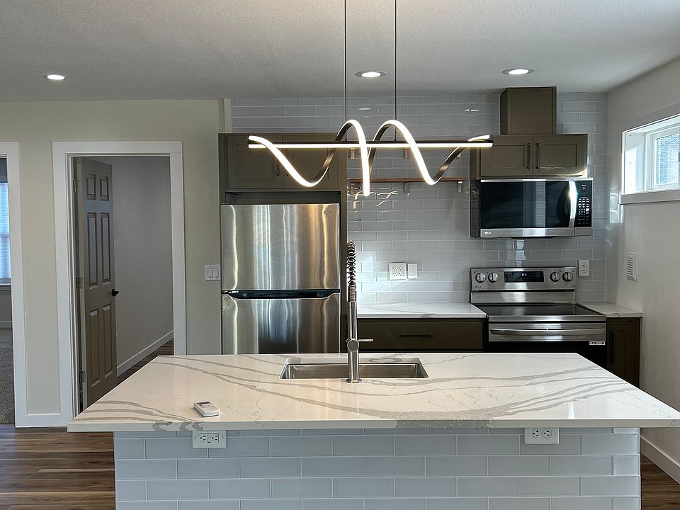 Dining Area with Island for seating