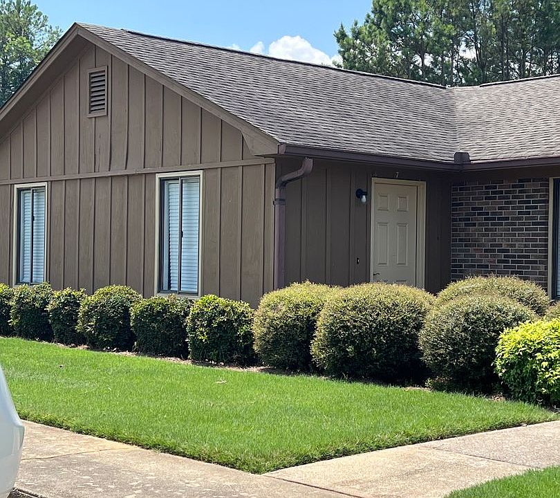 1st image of 71 Evergreen Ln #7