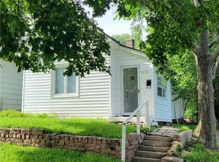 213 E Highland Ave, Saint Joseph, MO 64505