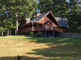 20 Mission Ln, Fairview, NC 28730