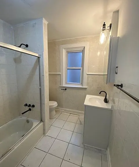 804 Stuyvesant Ave #2 — Photo 2