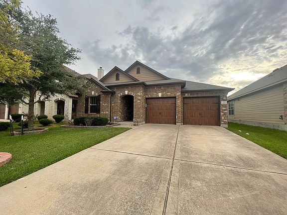 5th image of 14400 Lake Victor Dr