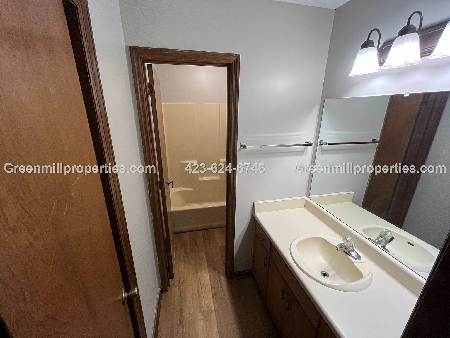 2 bed, 2952 sqft, $1,195 — Photo 4