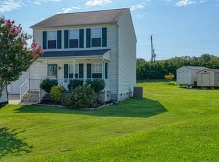 406 Opal Ct, Greer, SC 29651