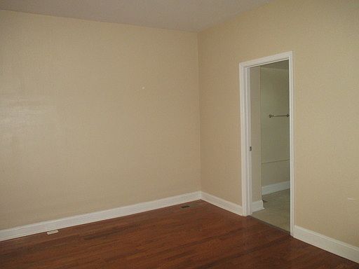 3rd image of 721 Richwood Ave