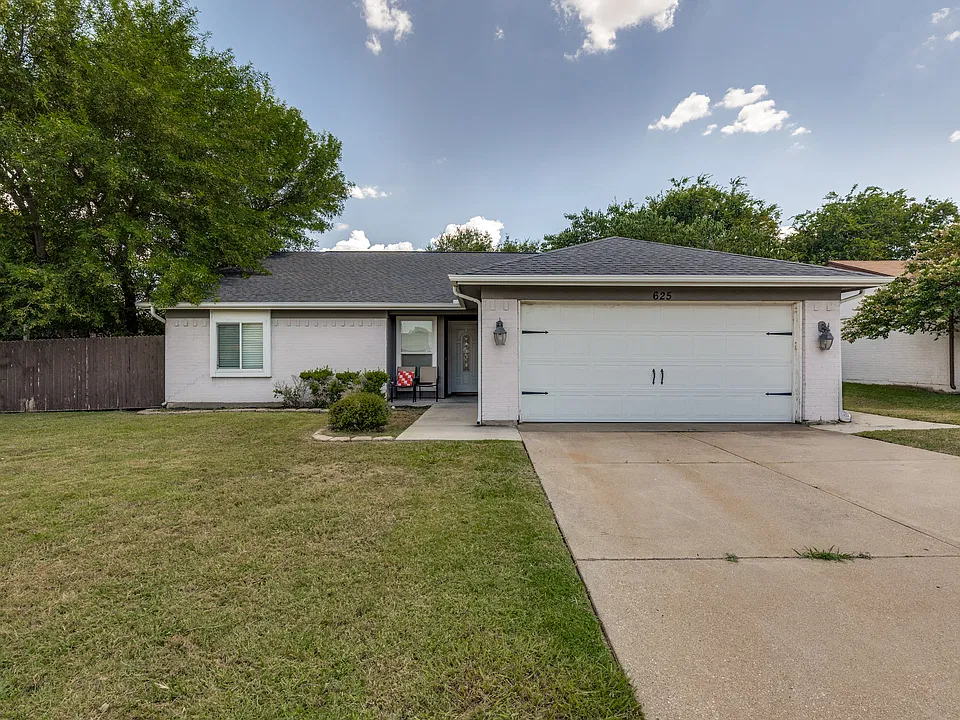 625 Park Center Blvd