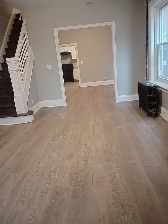 132 Hoffman Ave photo 1
