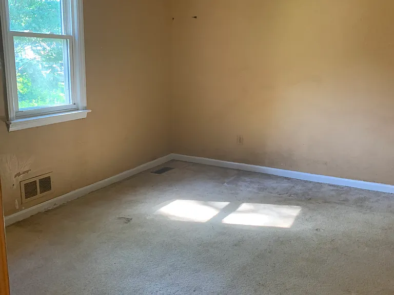 211 Aquahart Rd #B — Photo 12