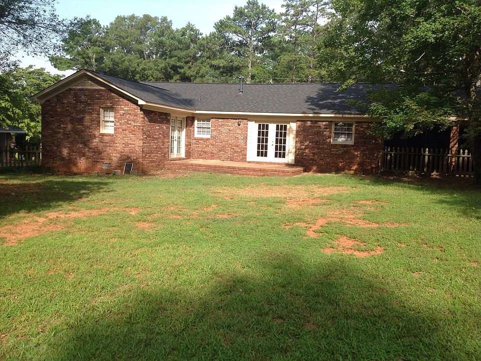2nd image of 275 University Cir