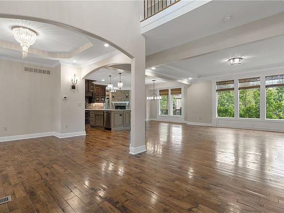 3rd image of 9421 W 157th Pl