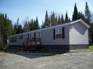 36 Sallys Dr, Jefferson, NH 03583