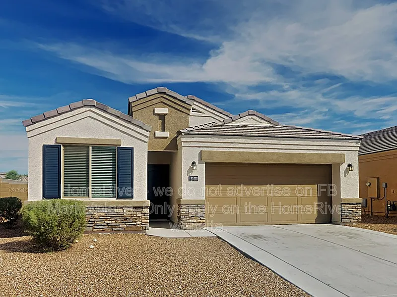4 bed, 2.0 bath, 1712 sqft, $1,895 — Photo 2