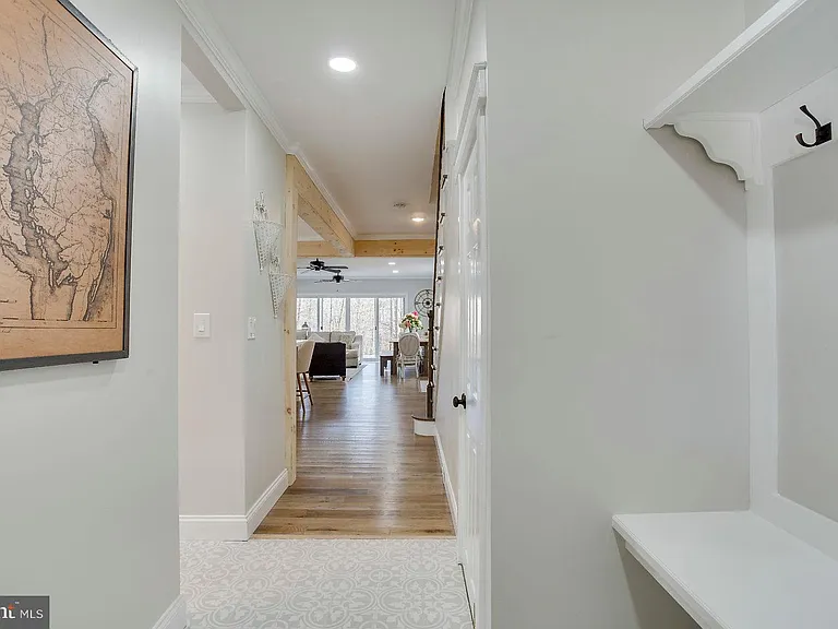 1022 Upper Glencoe Rd — Photo 8