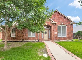 1321 Wentworth Dr, Lewisville, TX 75067