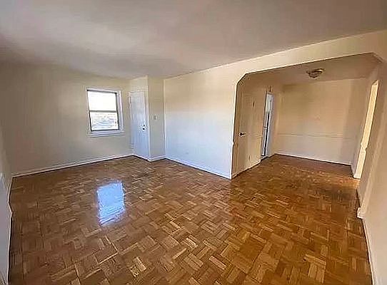 4th image of 29-11 Dwight Ave #2B