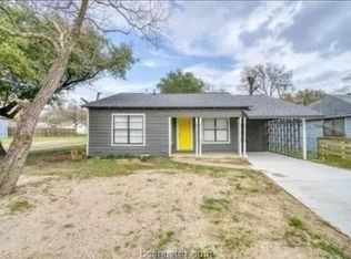 1300 Bennett St, Bryan, TX 77802