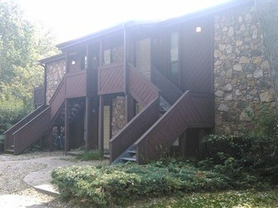1st image of 400 S Nichols Ave APT 6