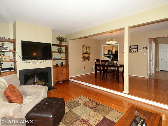 4th image of 9930 Whitewater Dr