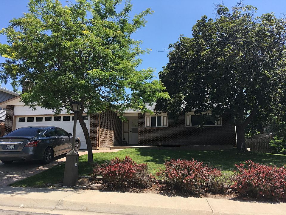 Spacious home on quiet cul-de-sac